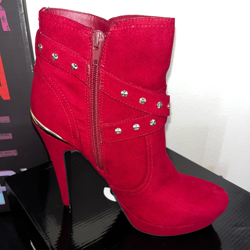 G by Guess platform bootie